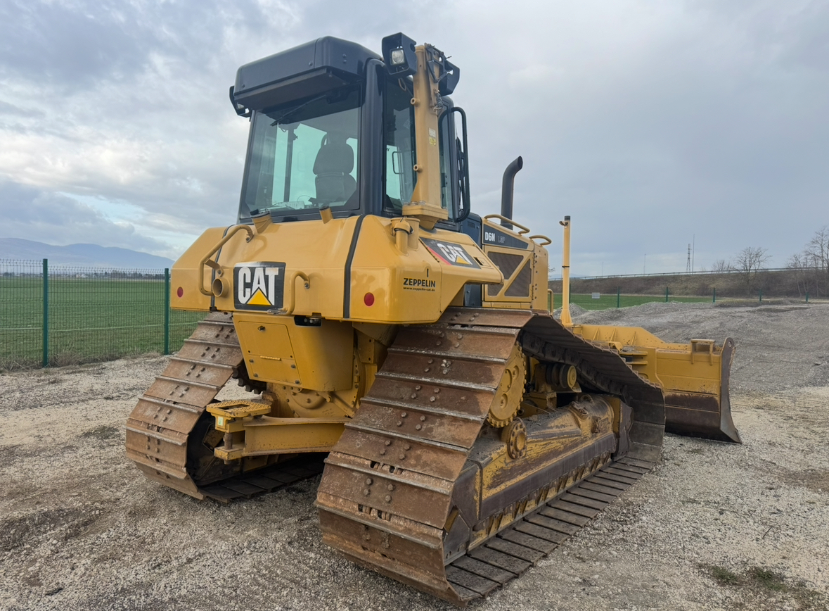 Caterpillar D6N